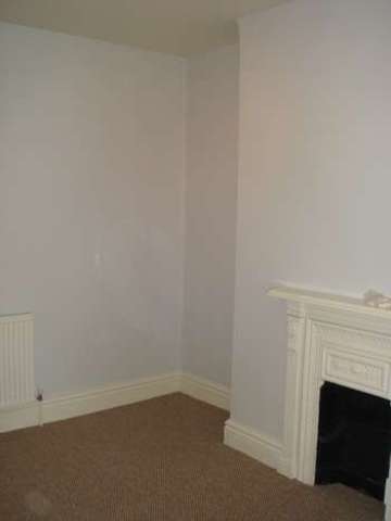  Image of 2 bedroom Terraced house to rent in Rathbone Road Wavertree Liverpool L15 at Wavertree Liverpool Merseyside, L15 4HQ
