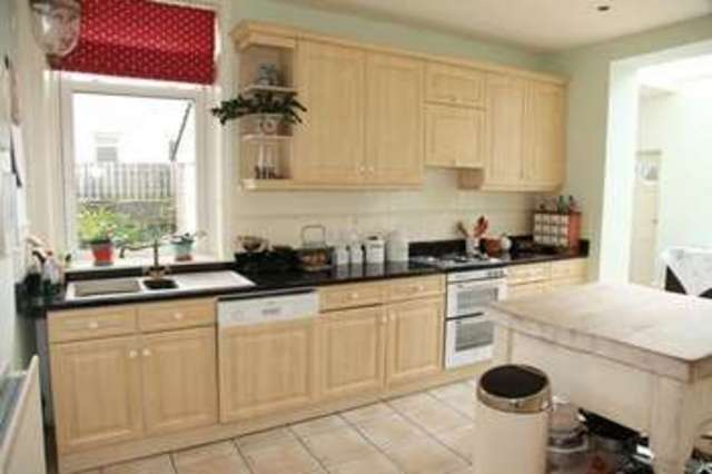  Image of 5 bedroom Semi-Detached house for sale in Rawson Avenue Halifax HX3 at Rawson Avenue  Halifax, HX3 0JP