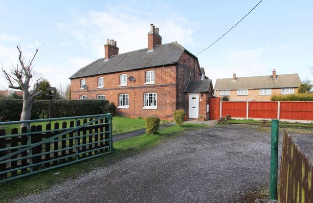 Image of 3 bedroom Semi-Detached house for sale in Rectory Lane Appleby Magna Swadlincote DE12 at Rectory Lane  Appleby Magna, DE12 7BQ
