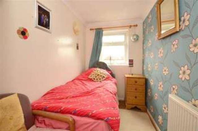  Image of 2 bedroom Apartment for sale in Regency Close Uckfield TN22 at Uckfield East Sussex Uckfield, TN22 1DS