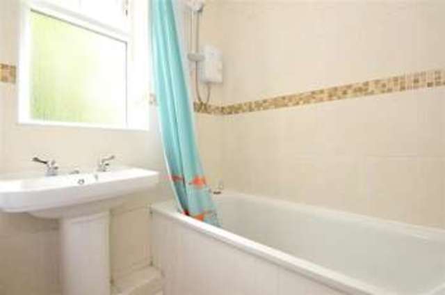  Image of 2 bedroom Apartment for sale in Regency Close Uckfield TN22 at Uckfield East Sussex Uckfield, TN22 1DS