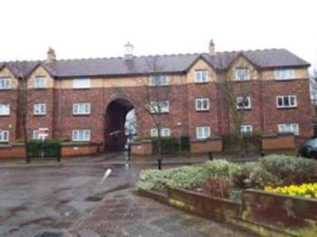  Image of 2 bedroom Flat for sale in Cypress Square Acocks Green Birmingham B27 at 7 Cypress Square Birmingham Olton, B27 6NJ