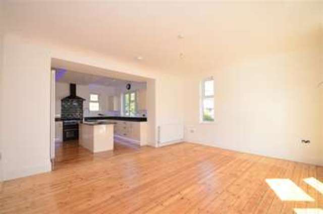  Image of 4 bedroom Detached house for sale in Richmond Avenue Margate CT9 at Margate Kent Margate, CT9 2NG