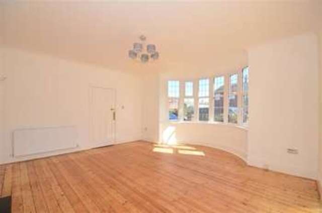  Image of 4 bedroom Detached house for sale in Richmond Avenue Margate CT9 at Margate Kent Margate, CT9 2NG