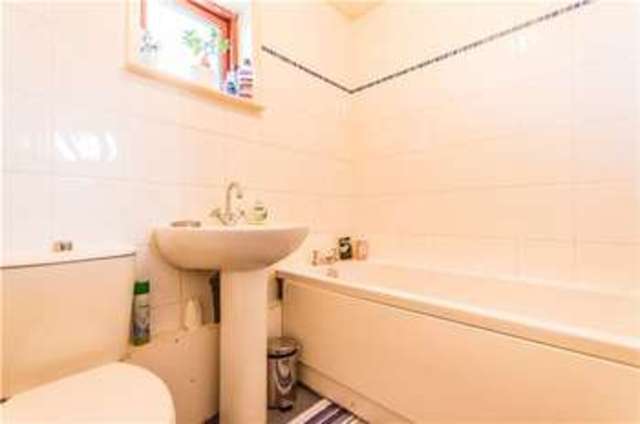  Image of 1 bedroom Detached house for sale in Robert Jennings Close Cambridge CB4 at Cambridge, CB4 1YU