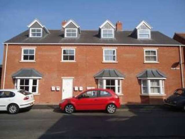  Image of 2 bedroom Flat for sale in Robey Court Robey Street Lincoln LN5 at Robey Street  Lincoln, LN5 8AF