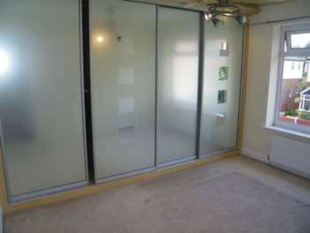  Image of 3 bedroom Detached house to rent in Rock Road Warrington WA4 at Rock Road  Warrington, WA4 1QG