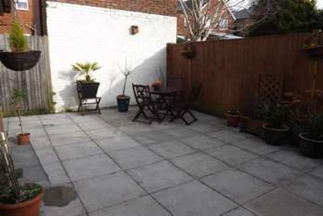  Image of 3 bedroom Detached house to rent in Rockleigh Road Southampton SO16 at Southampton, SO16 7AQ