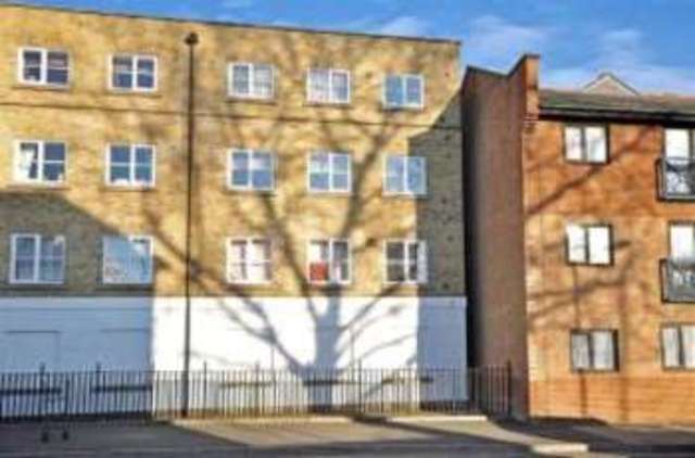  Image of 2 bedroom Flat for sale in West Street Gravesend DA11 at West Street Gravesend Perry Street, DA11 0BP