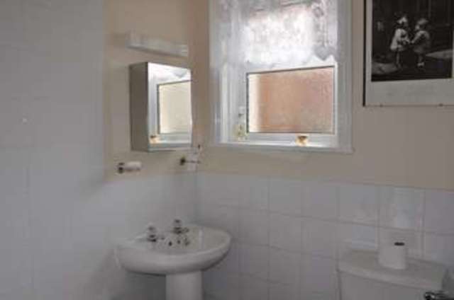  Image of 2 bedroom Flat for sale in Salterton Road Exmouth EX8 at 59a Salterton Road  Exmouth, EX8 2EQ