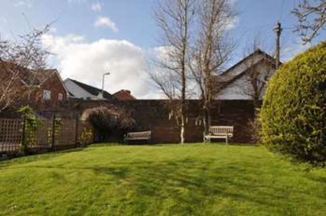  Image of 2 bedroom Flat for sale in Salterton Road Exmouth EX8 at 59a Salterton Road  Exmouth, EX8 2EQ
