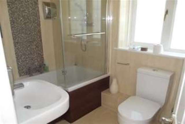  Image of 4 bedroom Detached house to rent in Saxholm Close Southampton SO16 at Southampton, SO16 7GW