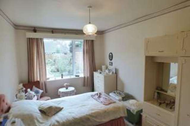  Image of 2 bedroom Bungalow for sale in Sellywood Road Bournville Birmingham B30 at Sellywood Road Bournville Birmingham, B30 1UX
