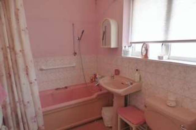  Image of 2 bedroom Bungalow for sale in Sellywood Road Bournville Birmingham B30 at Sellywood Road Bournville Birmingham, B30 1UX