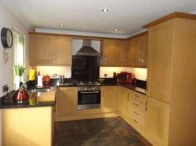  Image of 2 bedroom Semi-Detached house for sale in Sherwood Close Mansfield NG18 at Mansfield Nottinghamshire Mansfield, NG18 2NX