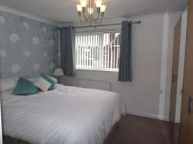  Image of 2 bedroom Semi-Detached house for sale in Sherwood Close Mansfield NG18 at Mansfield Nottinghamshire Mansfield, NG18 2NX