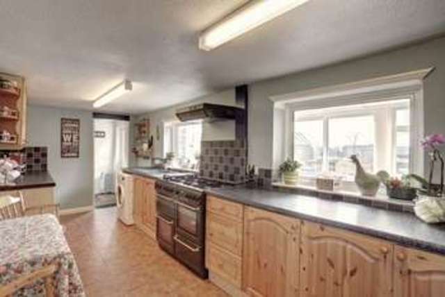  Image of 4 bedroom Cottage for sale in Bradenham Road Shipdham Thetford IP25 at Bradenham Road Shipdham Thetford, IP25 7PJ