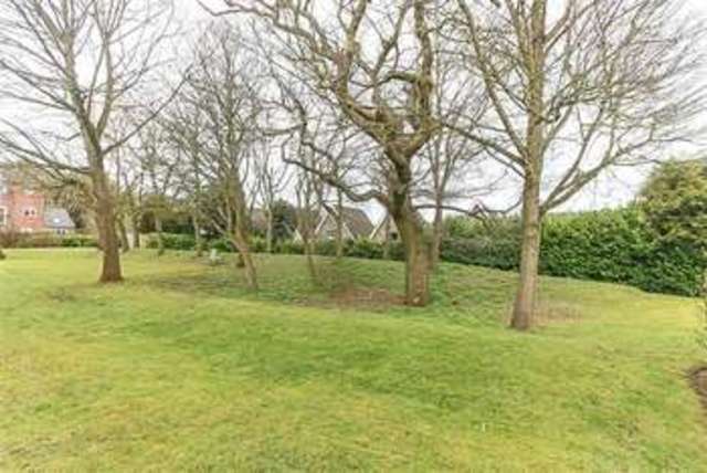  Image of 1 bedroom Flat for sale in Shottery Close Redditch B98 at Shottery Close  Redditch, B98 0GE