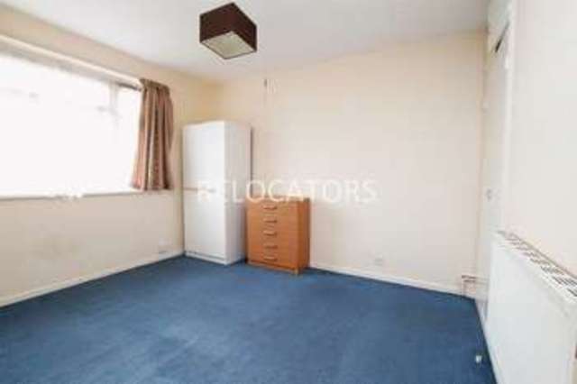  Image of 2 bedroom Flat to rent in Solebay Street London E1 at Solebay Street  London, E1 4PP