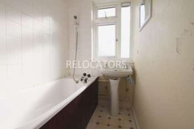  Image of 2 bedroom Flat to rent in Solebay Street London E1 at Solebay Street  London, E1 4PP