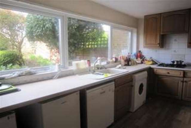 Image of 6 bedroom Detached house to rent in Somner Close Canterbury CT2 at Canterbury, CT2 8LJ