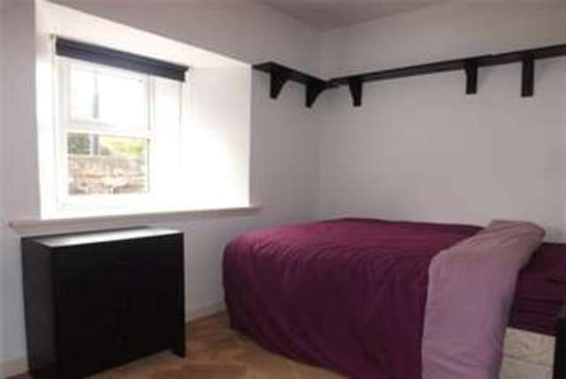  Image of 2 bedroom Terraced house to rent in Orchard Street Galston KA4 at Galston, KA4 8NF