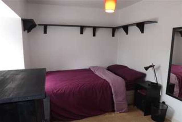  Image of 2 bedroom Terraced house to rent in Orchard Street Galston KA4 at Galston, KA4 8NF