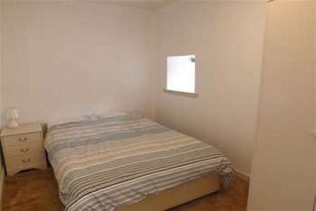  Image of 2 bedroom Terraced house to rent in Orchard Street Galston KA4 at Galston, KA4 8NF
