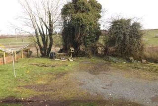  Image of 2 bedroom Terraced house to rent in Orchard Street Galston KA4 at Galston, KA4 8NF