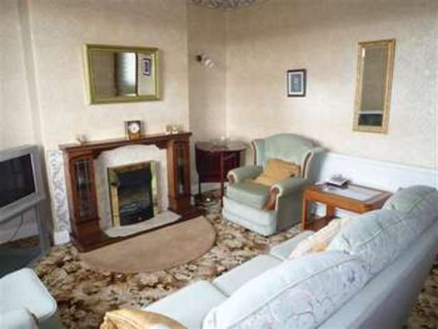  Image of 2 bedroom Semi-Detached house for sale in South View Paddock Huddersfield HD1 at Huddersfield, HD1 4UE