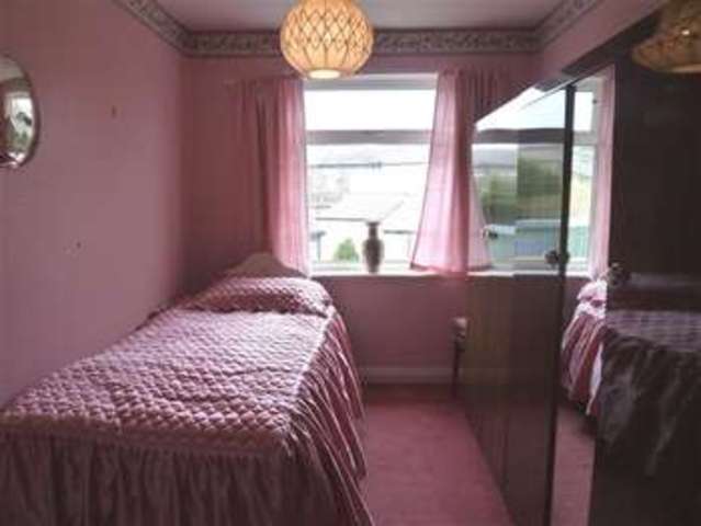  Image of 2 bedroom Semi-Detached house for sale in South View Paddock Huddersfield HD1 at Huddersfield, HD1 4UE