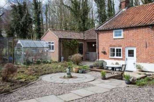 Image of 3 bedroom Cottage for sale in Harefen South Walsham Norwich NR13 at Harefen Lane South Walsham Norwich, NR13 6DG