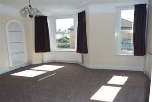  Image of 1 bedroom Flat to rent in Stornoway Road Southend-on-Sea SS2 at Southend-on-Sea, SS2 4NZ
