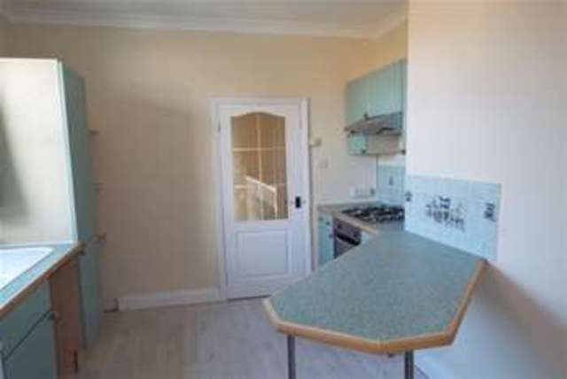  Image of 1 bedroom Flat to rent in Stornoway Road Southend-on-Sea SS2 at Southend-on-Sea, SS2 4NZ
