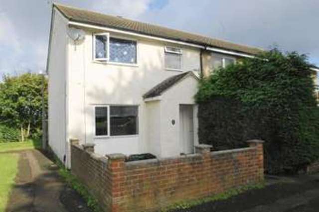  Image of 3 bedroom Detached house to rent in Squires Ride Hemel Hempstead HP2 at Squires Ride Grovehill Hemel Hempstead, HP2 6LE