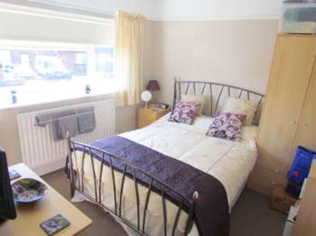  Image of 3 bedroom Semi-Detached house for sale in St. Annes Road Claines Worcester WR3 at Worcester Worcestershire Worcester, WR3 7PG