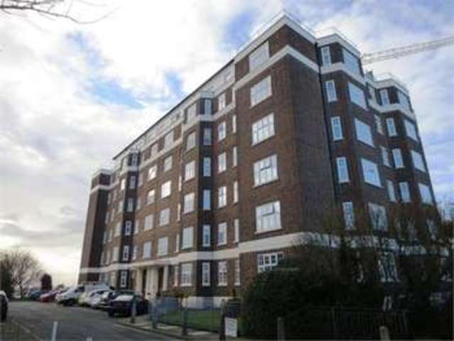  Image of 1 bedroom Apartment for sale in Western Road Leigh-on-Sea SS9 at St Clements court Leigh on sea Leigh-on-Sea, SS9 2PB