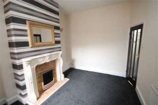  Image of 3 bedroom End of Terrace to rent in St. Georges Road Preston PR1 at St George Rd  Preston, PR1 6BU