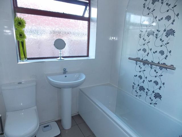  Image of 2 bedroom Detached house to rent in St. Georges Avenue Westhoughton Bolton BL5 at St Georges Avenue Westhoughton Bolton, BL5 2EU