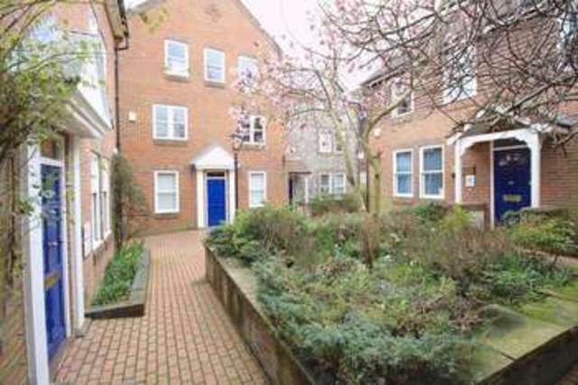  Image of 3 bedroom Detached house for sale in St. Georges Yard Farnham GU9 at St. Georges Yard  Farnham, GU9 7LW