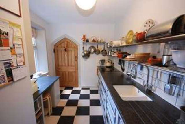  Image of 3 bedroom Property for sale in St. Thomas Terrace Wells BA5 at St. Thomas Terrace  Wells, BA5 2XG