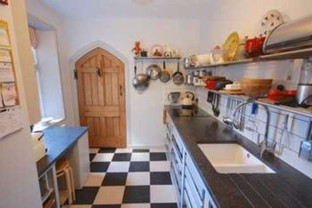  Image of 3 bedroom Property for sale in St. Thomas Terrace Wells BA5 at St. Thomas Terrace  Wells, BA5 2XG