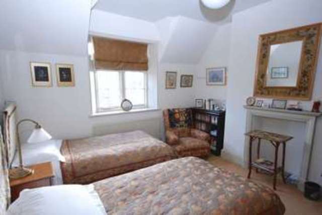  Image of 3 bedroom Property for sale in St. Thomas Terrace Wells BA5 at St. Thomas Terrace  Wells, BA5 2XG