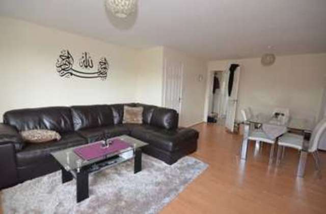  Image of 3 bedroom Terraced house for sale in Stamford Court Chester CH3 at Stamford Court Vicars Cross Chester, CH3 5PP