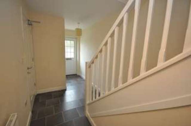 Image of 3 bedroom Semi-Detached house to rent in Colley Gardens Stanley Wakefield WF3 at Colley Gardens Stanley Wakefield, WF3 4AS