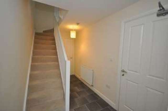  Image of 3 bedroom Semi-Detached house to rent in Colley Gardens Stanley Wakefield WF3 at Colley Gardens Stanley Wakefield, WF3 4AS