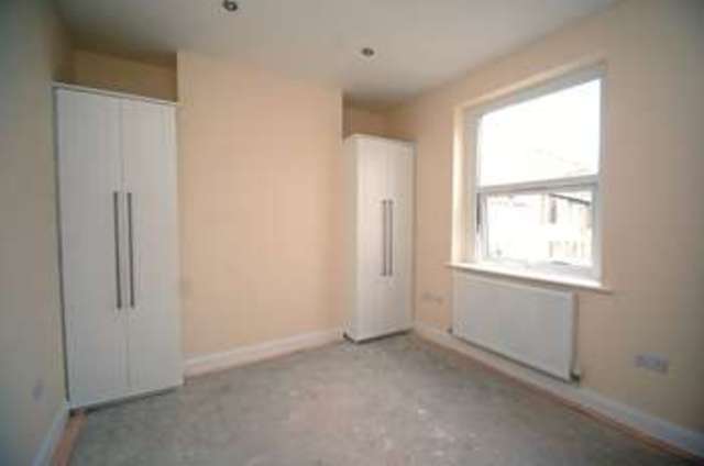  Image of 2 bedroom Flat for sale in Station Road Clevedon BS21 at Station Road  Clevedon, BS21 6NH