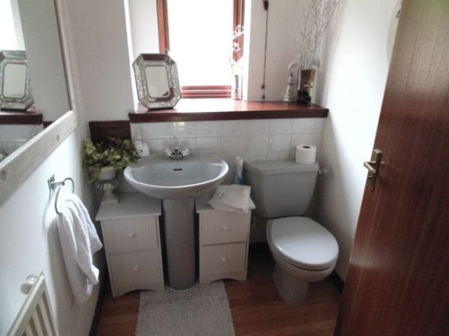  Image of 4 bedroom Detached house to rent in Station Road Langbank Port Glasgow PA14 at Langbank Langbank Renfrewshire, PA14 6YA
