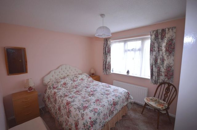  Image of 3 bedroom Detached house for sale in Walscombe Close Stoke-Sub-Hamdon TA14 at Walscombe Close  Stoke-Sub-Hamdon, TA14 6QJ