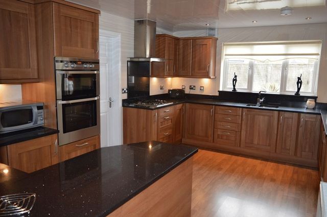  Image of 4 bedroom Detached house for sale in Stone Cross Lane North Lowton Warrington WA3 at Stone Cross Lane North Lowton Warrington, WA3 2SH